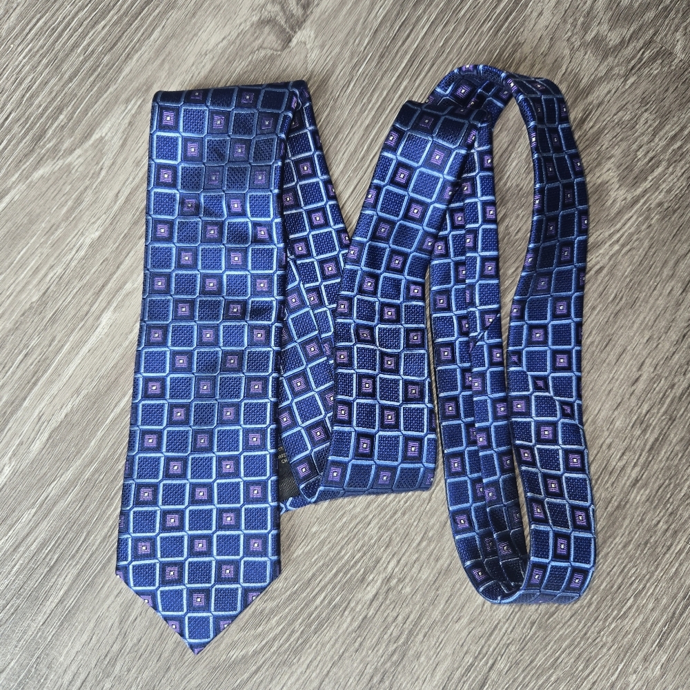 Pronto Uomo 100% Silk Blue Purple Square Pattern Mens Necktie